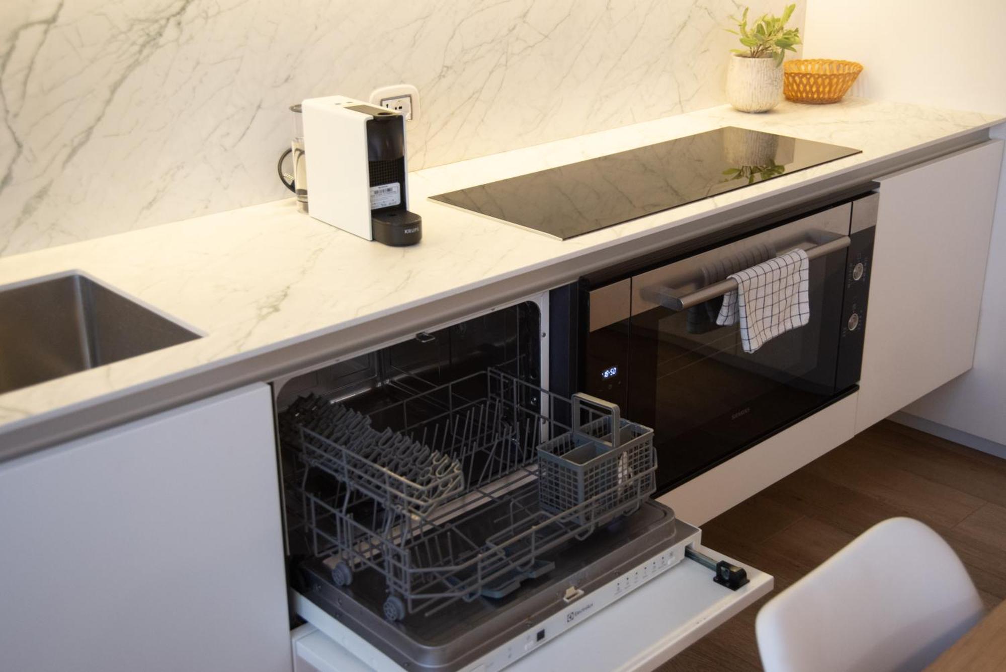 White Moon Crema & Parking Apartment Exterior photo